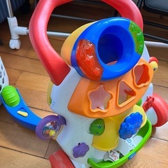 赤ちゃんおもちゃ押しぐるま