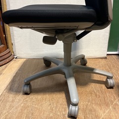 ☆  中古品  オカムラ事務椅子  事務用品  ②  ☆の画像
