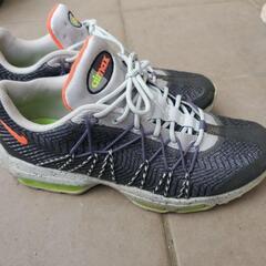 Nike Air Max スニーカー グレー/ブラック/オレンジ...