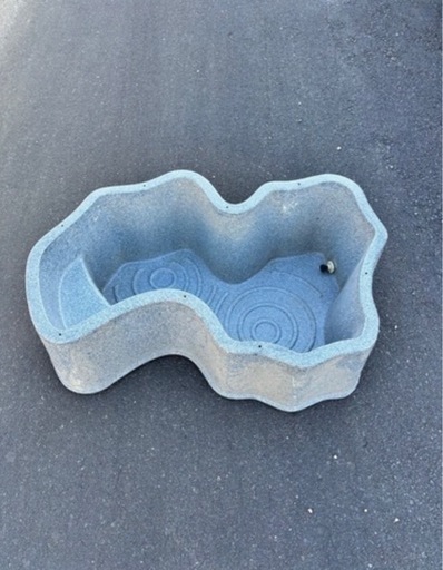 プラスチック池