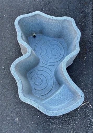 プラスチック池　