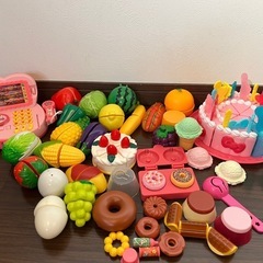 おままごと食べ物セットの画像