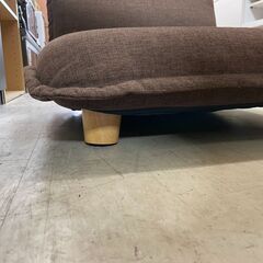 座椅子　No.701　ブラウン　リクライニング可能　足つき　【リサイクルショップどりーむ荒田店】の画像