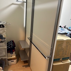 パーテーションラック
