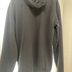 Carhartt ブラック パーカー フード付きの画像