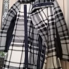 ロング丈　ダウンコート　チェック柄　Mサイズ