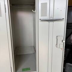 ナイキ　6人用ロッカー　鍵付き　幅90 奥51 高さ179cmの画像