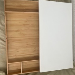 【美品・半額】IKEAモニタースタンド 引き出し付き 小物入れの画像
