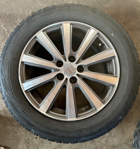 スタッドレスタイヤ　エンケイアルミホイール　4本セット　ブリザック　205/60R16 レガシィなど