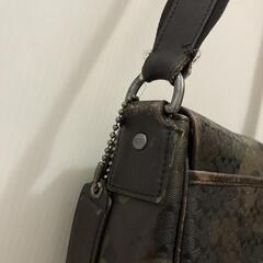 ★コーチ メンズ COACH シグネチャー カモフラージュ ショルダー バッグ メッセンジャーバッグ 斜め掛け！の画像