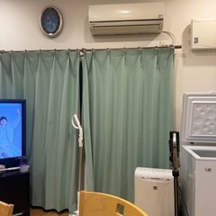 カーテン&カーテンレールの画像