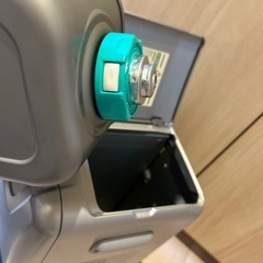  【お取引者様決まりました】ダイニチ 石油ファンヒーター ダイニチブルーヒーター ライトシルバー FW-3216NE-Sの画像