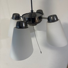 ペンダントライト　４球全てLED電球の画像