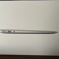 超中古品　MacBook Air13インチ　