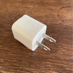 Apple純正アダプタの画像