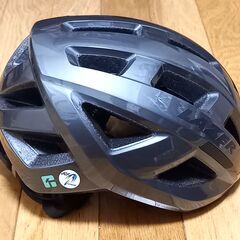ほぼ新品 自転車用ヘルメット LAZER Tonic KinetiCore AF チタニウムカラー Sサイズの画像