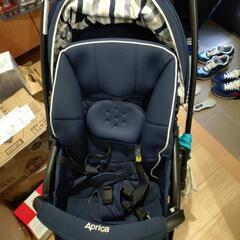 Apricaベービーカーの画像