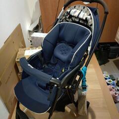 Apricaベービーカーの画像