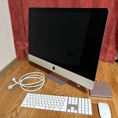 iMac (Retina 5K, 27-inch, 2020)
