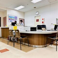 イトーヨーカドー屋上のテニススクールの画像
