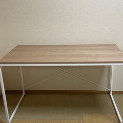 ヴィゴーレ　デスク
