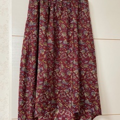 ペイズリー柄　スカート