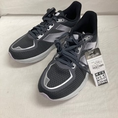 スニーカーニューバランスブラック23.5cm