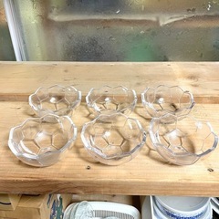 【未使用品】サッカーボール型ガラス容器(食器)セットの画像