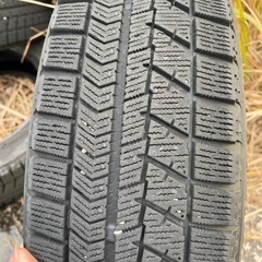スタッドレスタイヤ155/65r14の画像