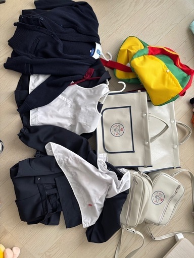 筑紫野中央幼稚園　制服　バッグなど