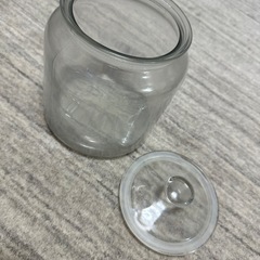 IKEA 保存ビンの画像