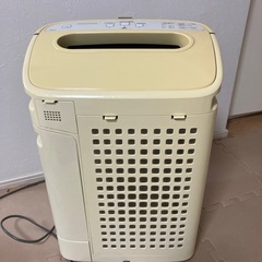 空気清浄機　SHARP プラズマクラスター2008年製の画像