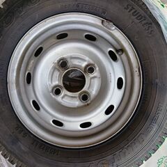 軽トラックスタッドレスタイヤ145R12