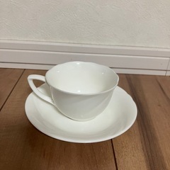 コーヒーカップ5個とソーサー5枚