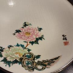 【新品未使用】大皿＆中皿（綺麗な牡丹柄）の画像