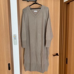 LEPSIM Vネックマタニティセーター