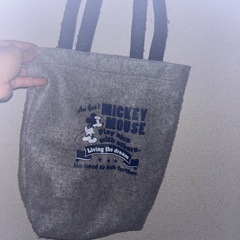 ミッキーマウスのトートバッグ差し上げます。
