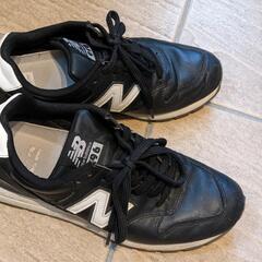 ニューバランス　スニーカー　996　25.5cm レザー素材　黒の画像
