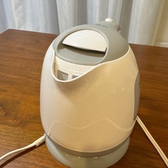 中身が見やすい 電気ケトル 空焚き防止機能付き 1.0Lの画像