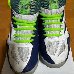 MIZUNO テニスシューズ 23.5cmの画像