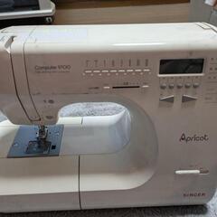 電動ミシンの画像