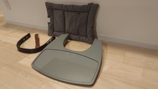 リエンダ Leander ベビーチェア アクセサリ 3 点セット（セーフティーバー、クッション、トレーテーブル）