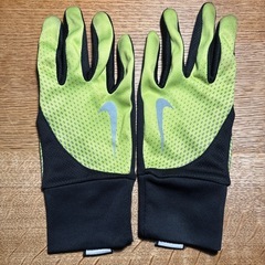 NIKE ランニング　グローブ　手袋