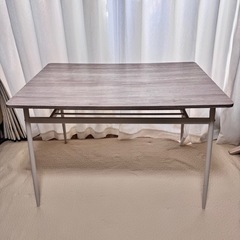 【お譲り先決定】ダイニングテーブルの画像