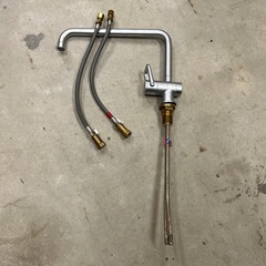 トーヨーキッチンスタイル シングルレバー混合水栓 