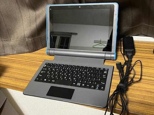 【中古】マウス e10 E10-VL着脱式キーボード　10.1型タブレットPC