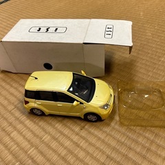 トヨタ初代　イスト ミニカー ーサンプル