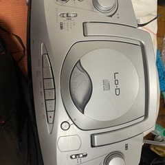 ラジカセ中古2016年製、日立コンシューマ