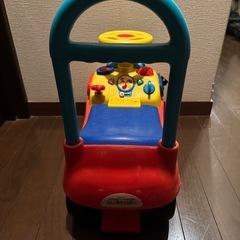 ディズニー　ミッキーのキッズカーの画像