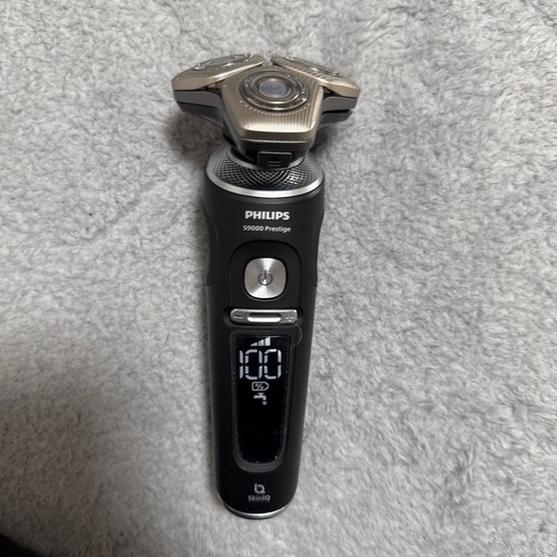 フィリップス　シェーバー　S9000シリーズ